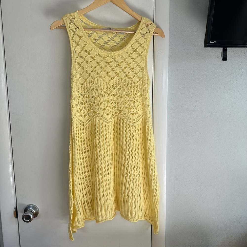 Eight eight eight Crochet Asymmetrical Tunic Cover-up. Small. Butter Yellow.